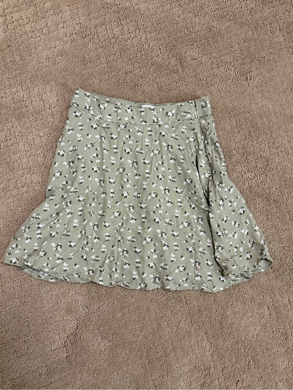 Hollister Light Green Floral Skater Skirt